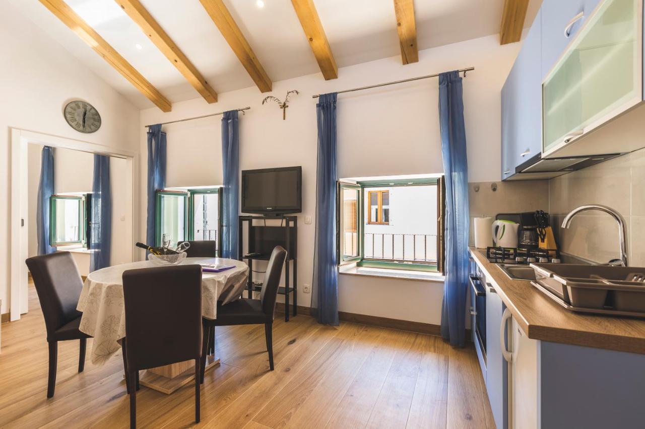 Vinea Apartmani Umag, Ulica G Garibaldia 2 Eksteriør billede